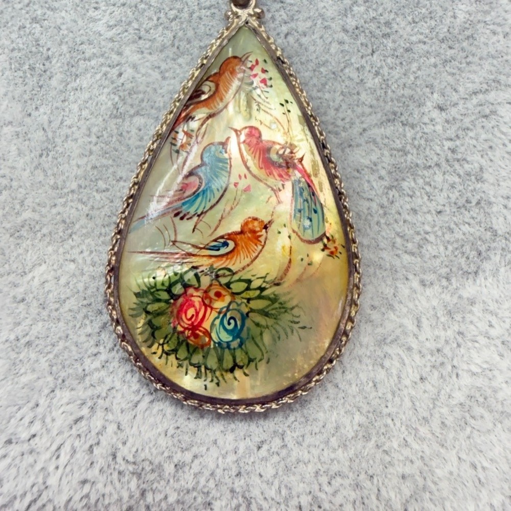 VTG Hand Painted Mughal Mother of Pearl Pendant Necklace 20" Reversable